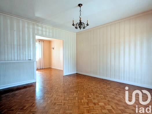 Maison à vendre 107 000 € 4 pièces 3 chambres 109 m² 478 m² de terrain Montgacher-Cordeliers Montluçon 03100