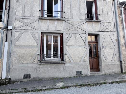 Maison à vendre 59 000 € 3 pièces 2 chambres 94 m² Châteauponsac 87290