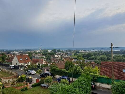 Maison à vendre 99 000 € 4 pièces 2 chambres 105 m² 333 m² de terrain Forêt Le Trait 76580