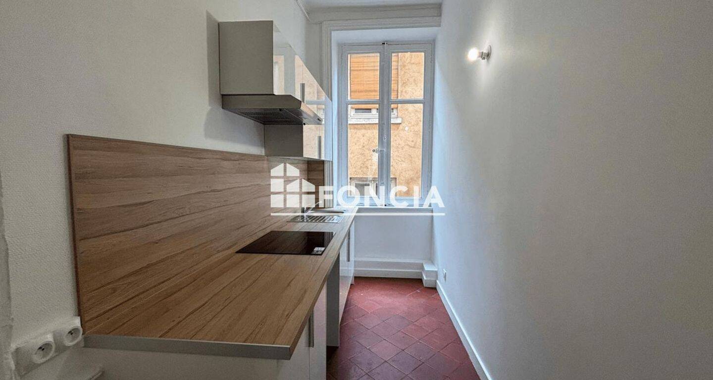 Appartement 3 pièces 80 m² · à Lyon 6ème Arrondissement · 79,9 m² · 1 273 €/mois