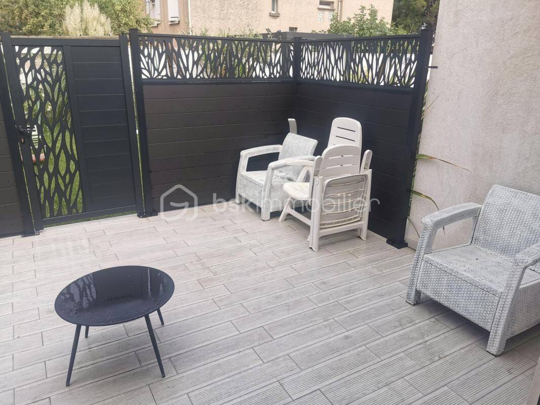 Appartement 1 pièce 28 m² · à Rognac · 28 m² · 780 €/mois
