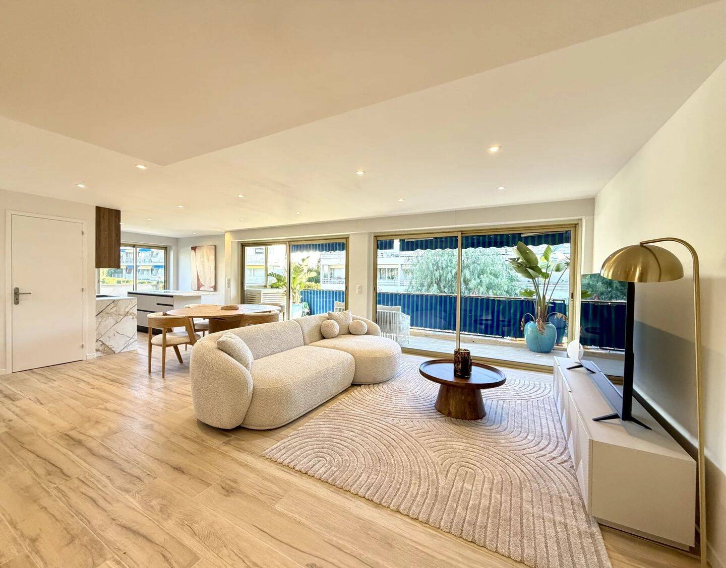 Appartement 4 pièces 96 m² · à Cannes · 95,7 m² · 1 090 000 €