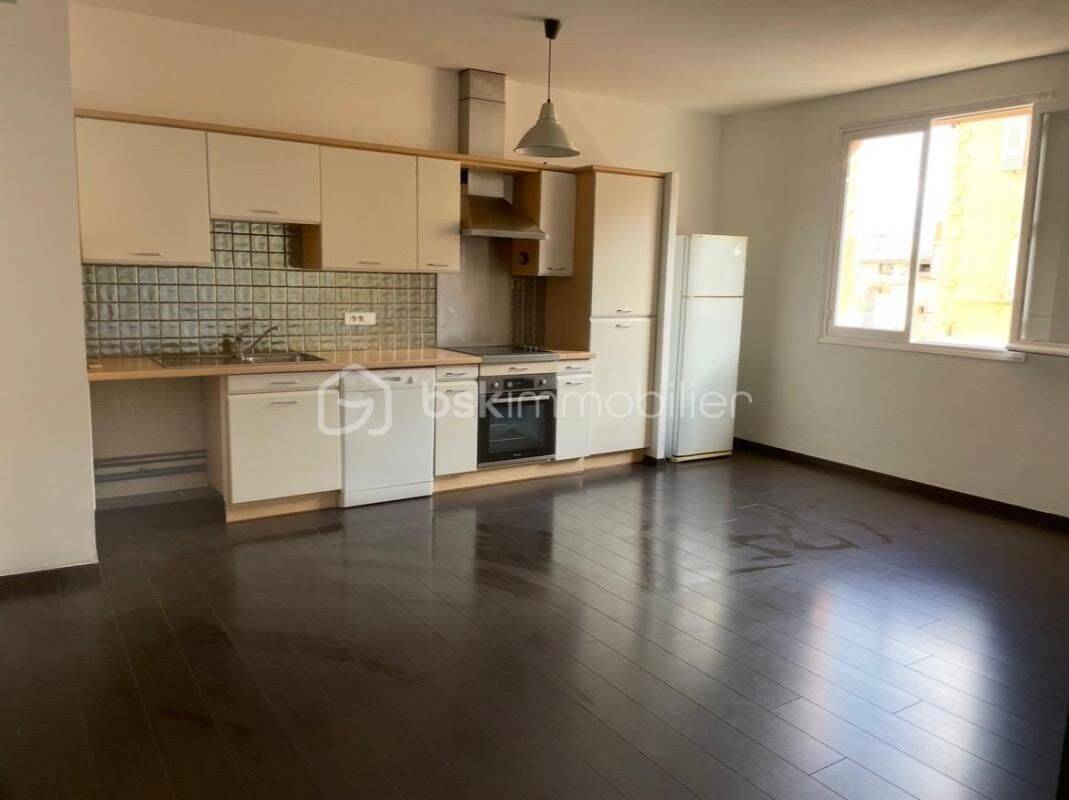 Appartement 3 pièces 64 m² · à Bastia · 64 m² · 240 000 €