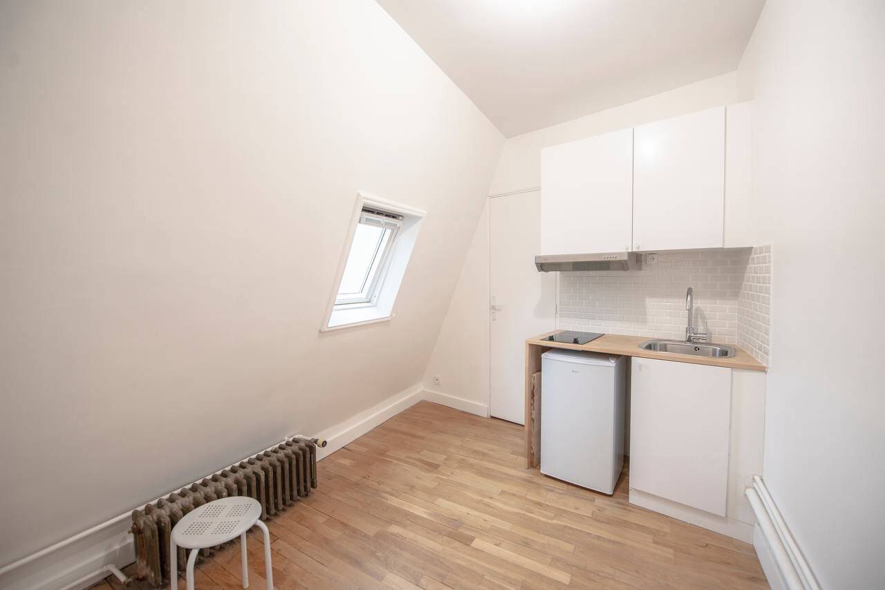 Appartement 1 pièce 10 m² · à Paris 10ème Arrondissement · 10 m² · 400 €/mois