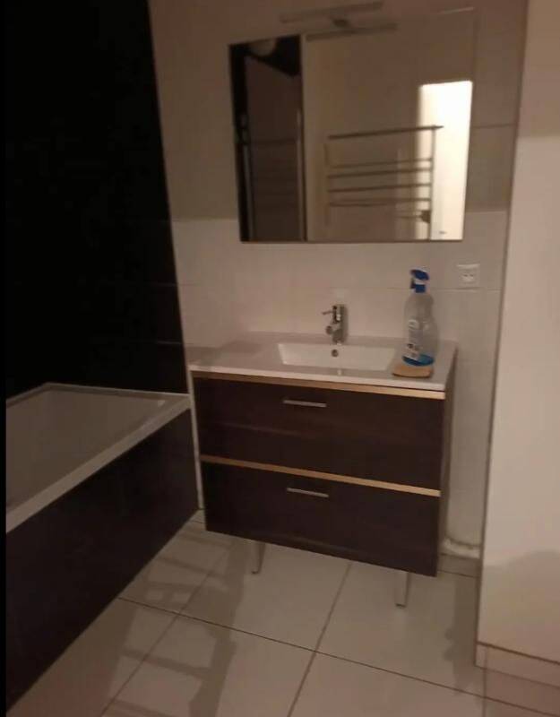 Appartement 3 pièces 60 m² · à Livry-Gargan · 60 m² · 1 240 €/mois