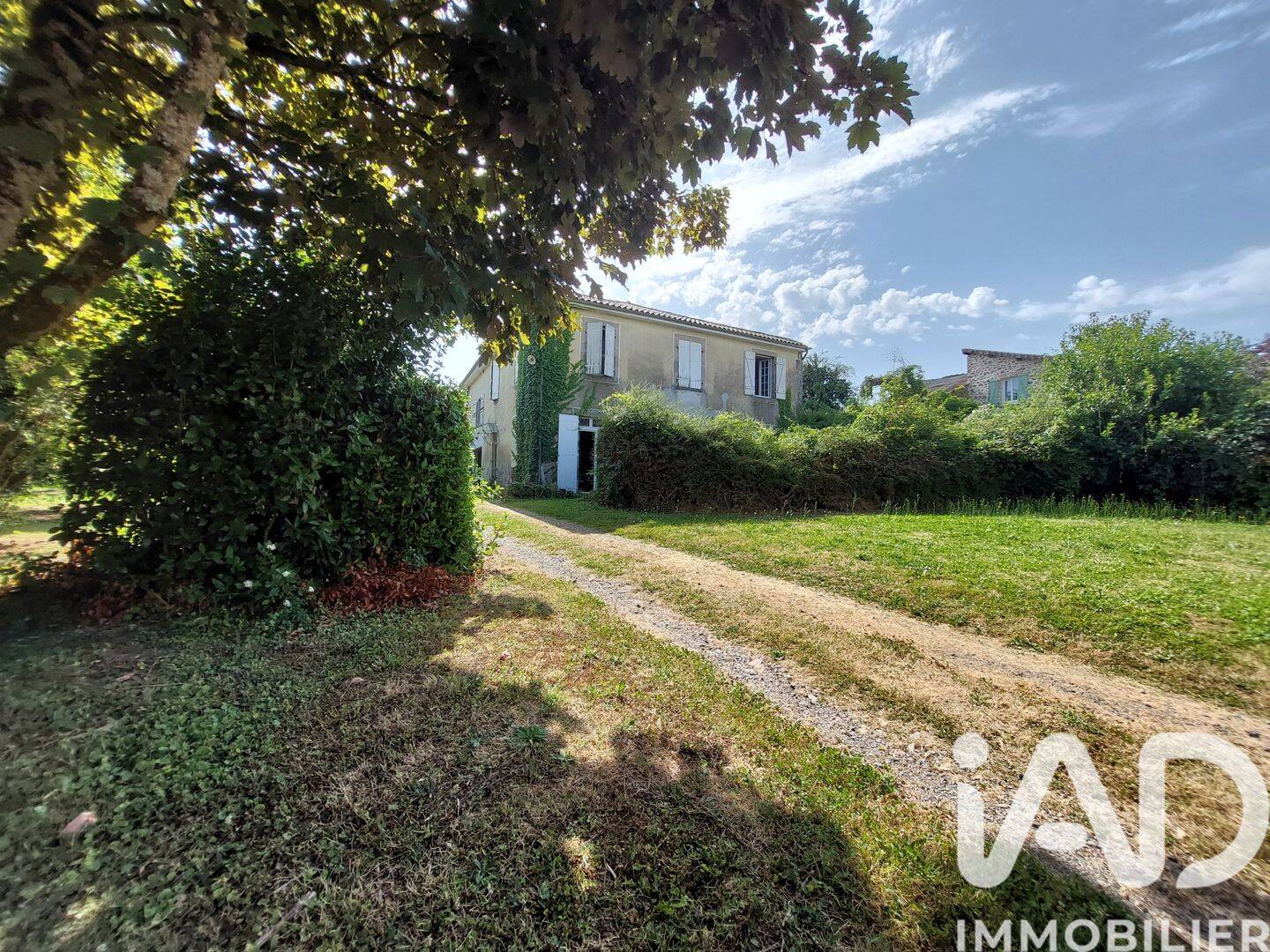 Maison 5 pièces 133 m² · à Vayres · 133 m² · 132 000 €
