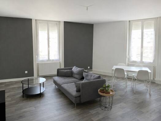 Appartement à louer 485 € 2 pièces 1 chambre 52 m² 1er étage Chazeau Firminy 42700