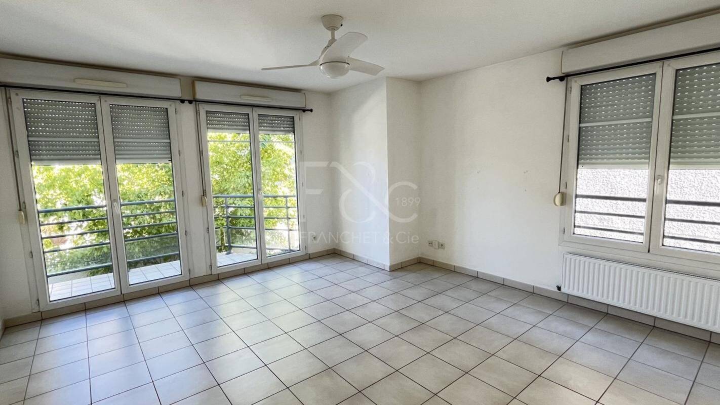Appartement 3 pièces 67 m² · à Lyon 3ème Arrondissement · 67 m² · 958 €