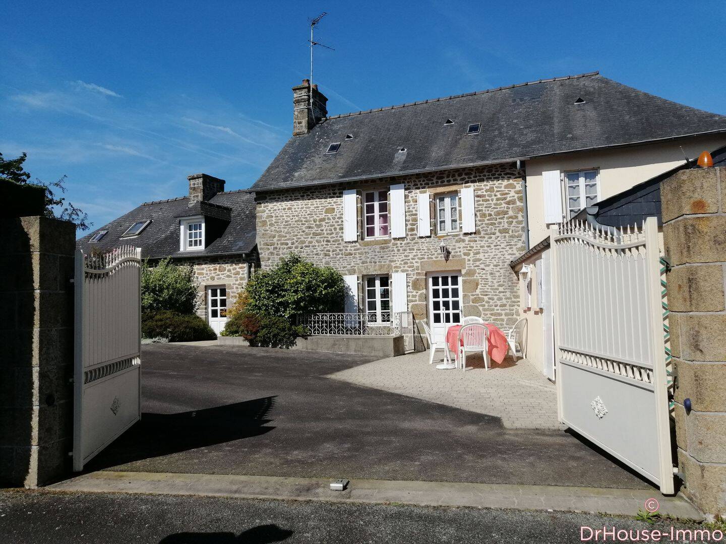 Maison 6 pièces 121 m² · à Gorron · 121 m² · 156 000 €