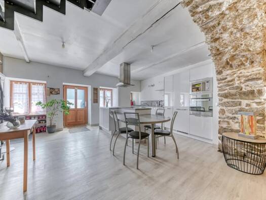 Maison de ville à vendre 215 000 € 5 pièces 3 chambres 125 m² Riverie 69440