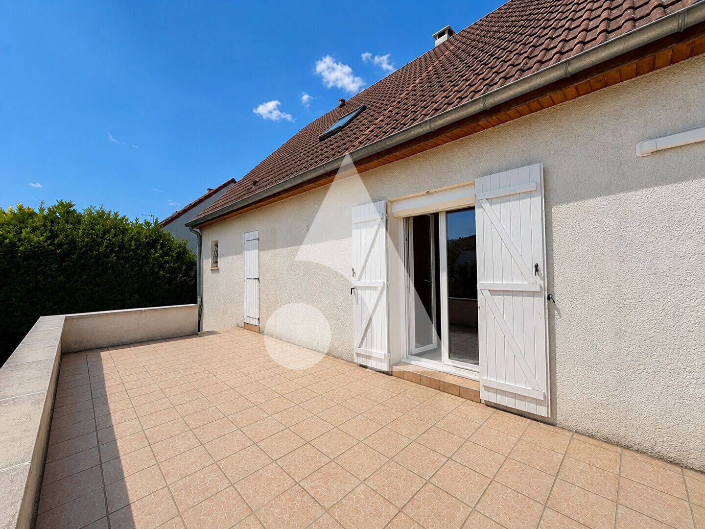 Maison 8 pièces 165 m² · à Clénay · 165 m² · 345 000 €