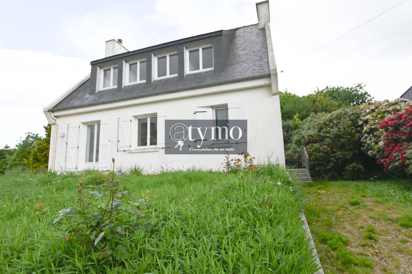 Maison 6 pièces 108 m² · à Saint-Servais · 108 m² · 159 500 €