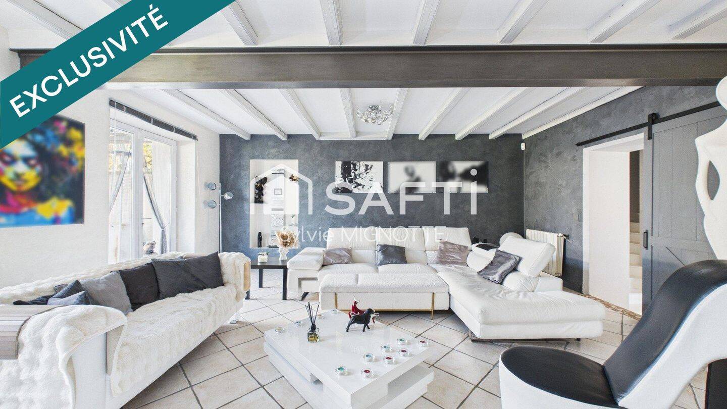 Maison 7 pièces 198 m² · à Saint-Georges-du-Bois · 198 m² · 330 000 €