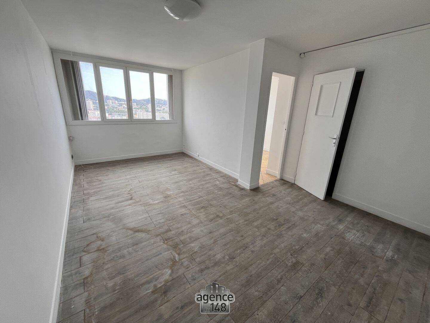 Appartement 3 pièces 45 m² · à Marseille 9ème Arrondissement · 45 m² · 890 €