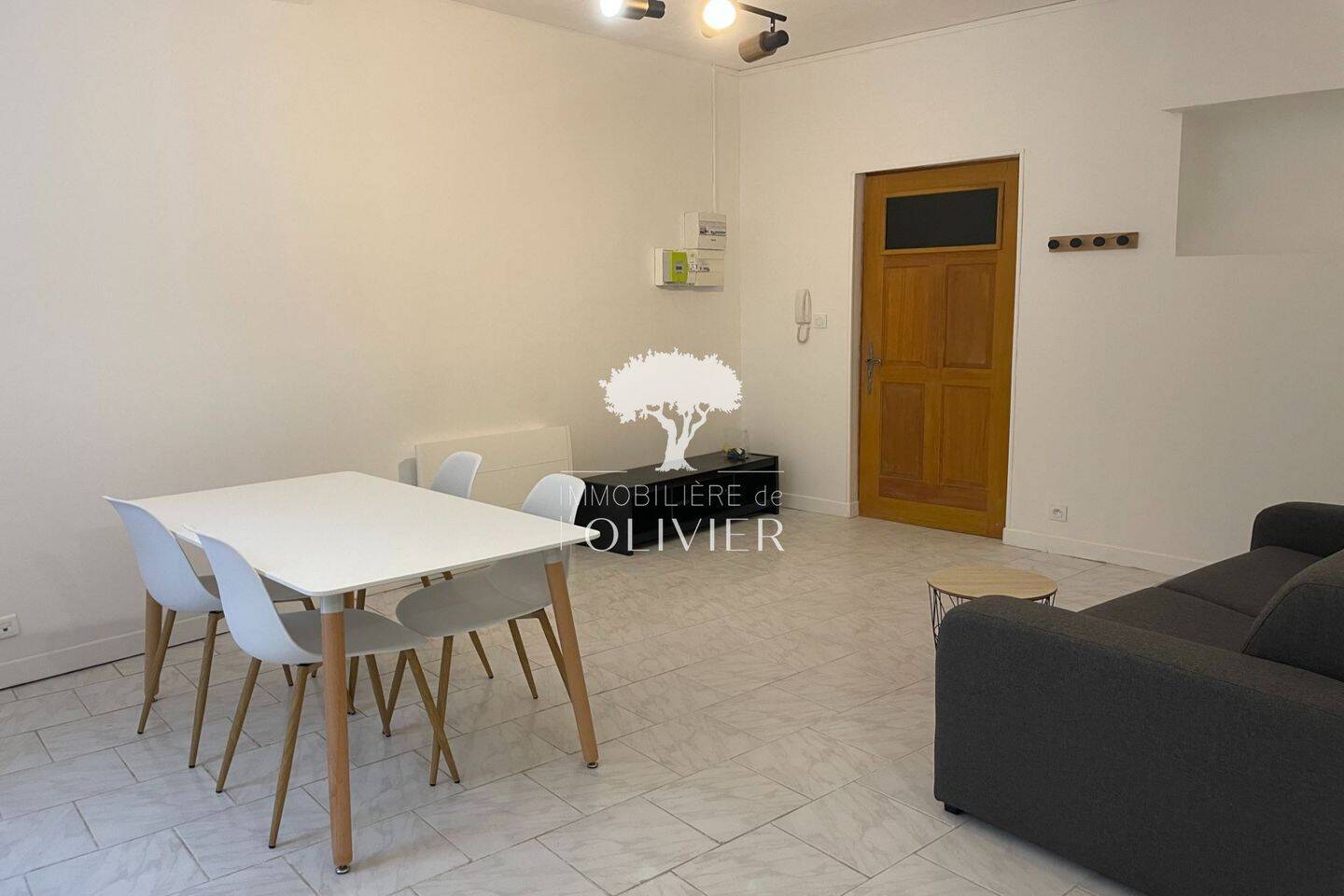 Appartement 1 pièce 28 m² · à Apt · 28,3 m² · 470 €/mois