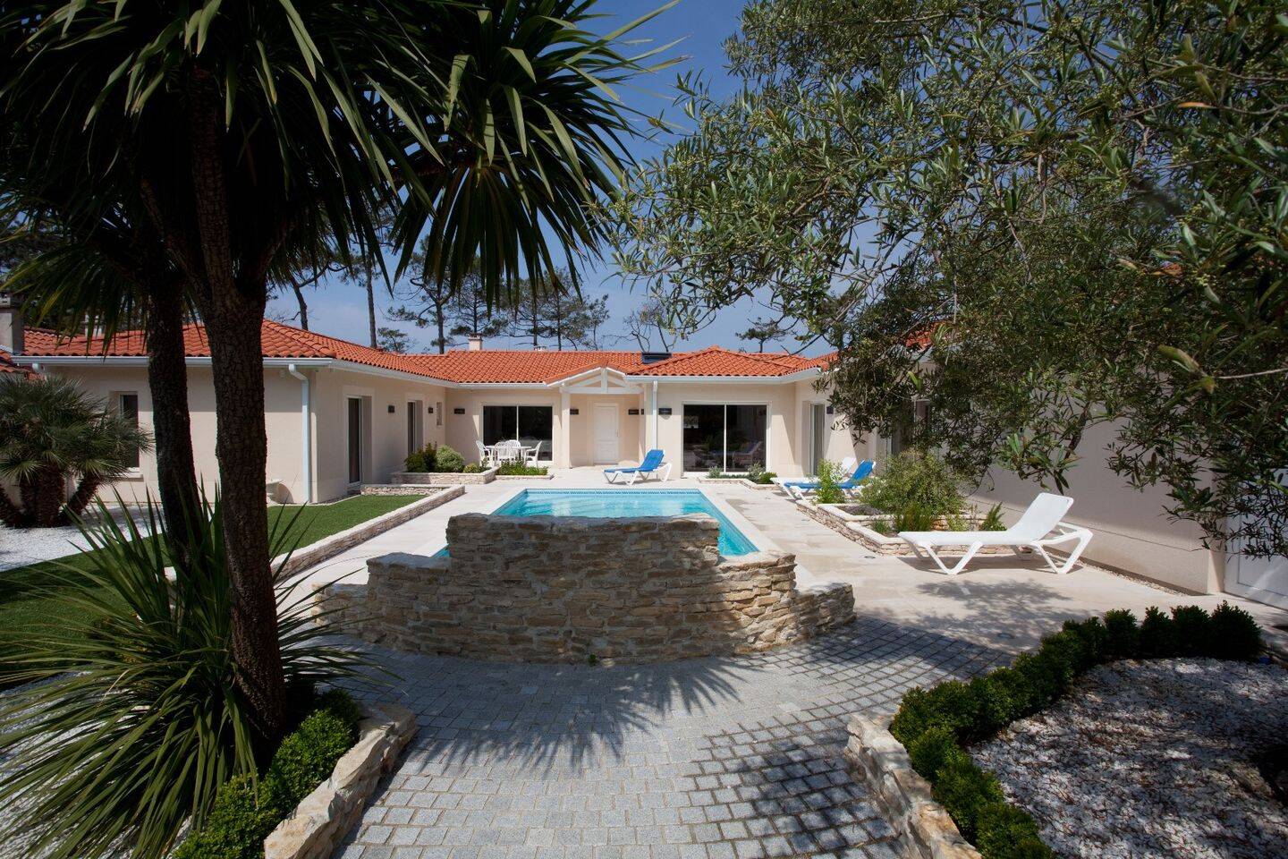 Maison 6 pièces 242 m² · à Biscarrosse · 242 m² · 1 240 000 €