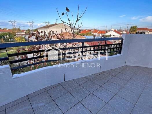 Duplex à vendre 162 000 € 3 pièces 2 chambres 67 m² Étage 1/1 Les Couëts Ouest Bouguenais 44340