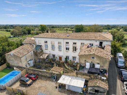 Immeuble à vendre 465 000 € 450 m² Viviers 07220