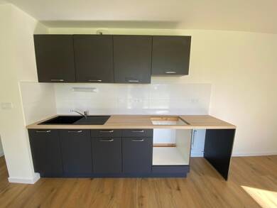 Appartement à louer 798 € 3 pièces 2 chambres 64 m² RDC Etangs Liffre 35340