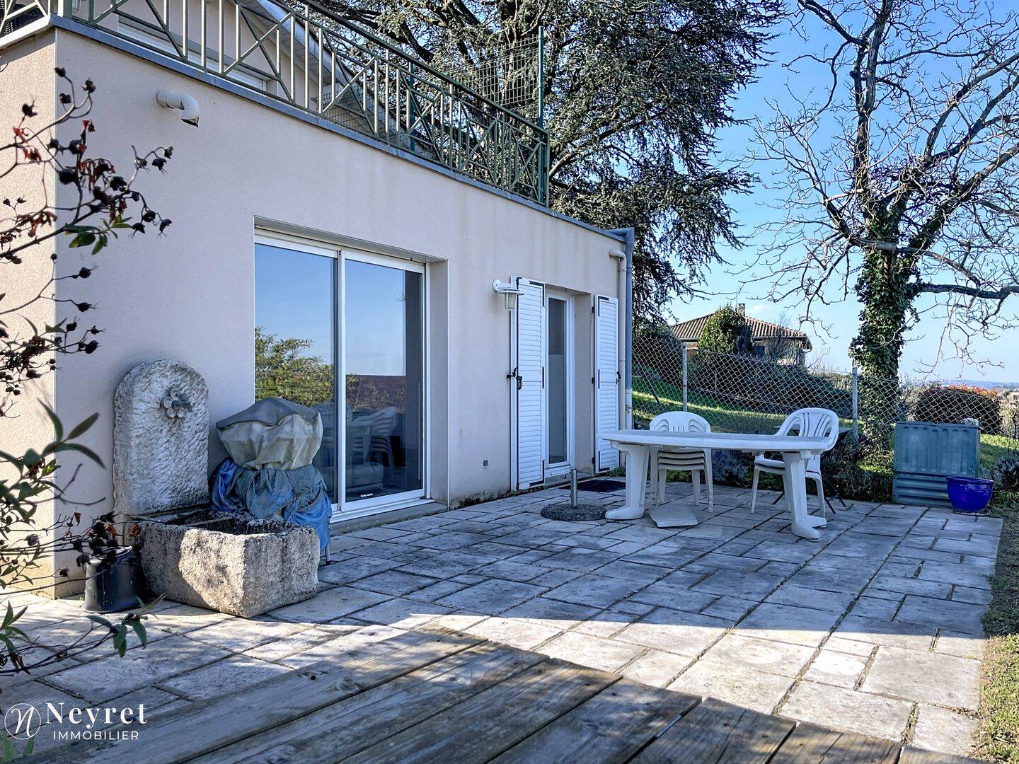 Maison 6 pièces 130 m² · à Saint-Genis-Laval · 130 m² · 650 000 €
