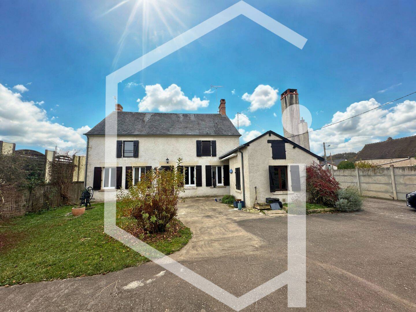 Maison 7 pièces 189 m² · à Cosne-Cours-sur-Loire · 189 m² · 267 000 €