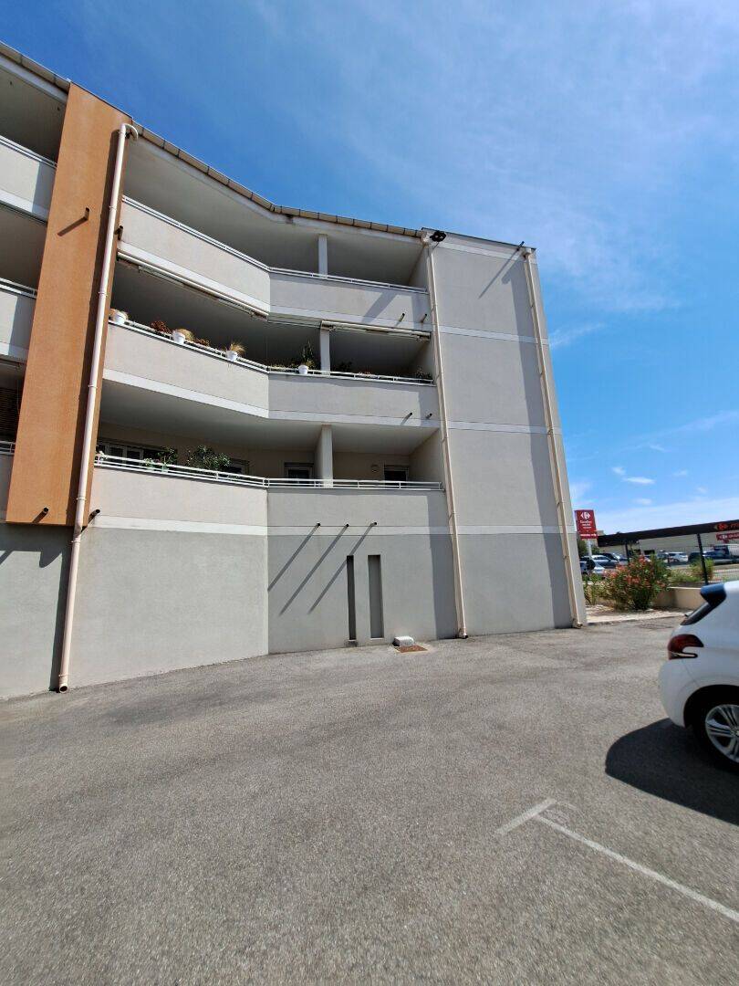 Appartement 2 pièces 46 m² · à Les Angles · 46,3 m² · 640 €/mois