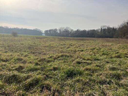 Terrain constructible à vendre 50 000 € 1 115 m² de terrain Courdemanche 27320