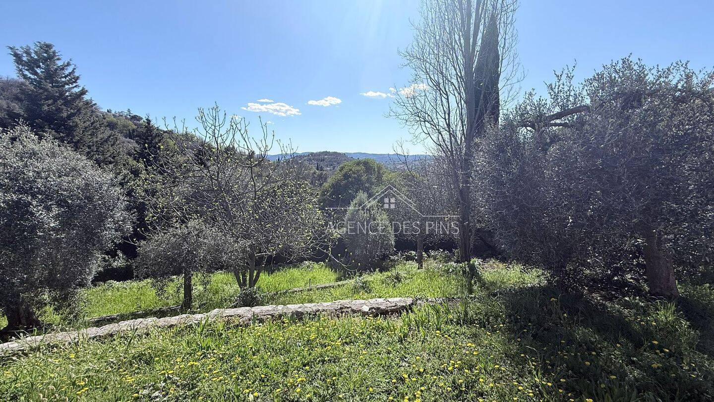 Maison 6 pièces 120 m² · à Grasse · 120 m² · 560 000 €
