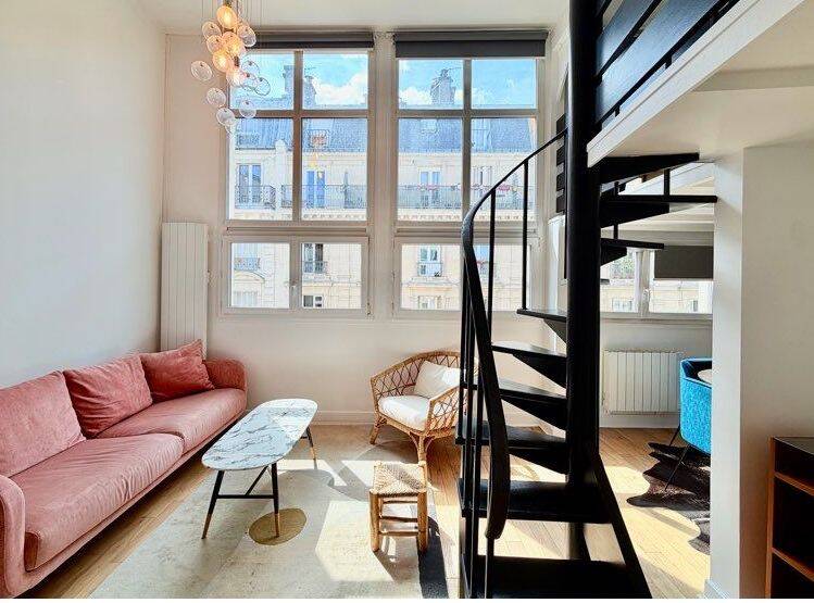 Appartement 1 pièce 50 m² · à Paris 10ème Arrondissement · 50 m² · 2 170 €/mois