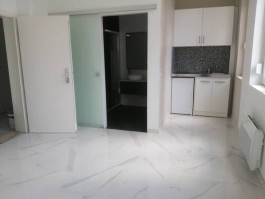 Studio à louer 390 € 1 pièce 25 m² 3ème étage Freyming-Merlebach 57240