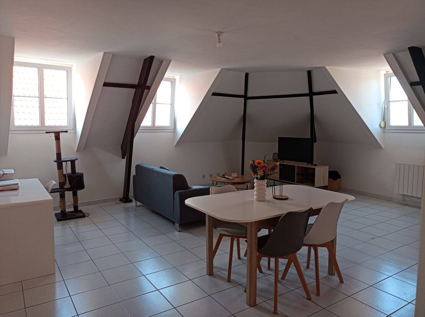 Appartement 2 pièces 53 m² · à Esquelbecq · 53,3 m² · 550 €/mois