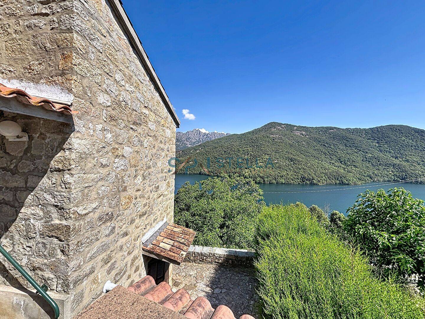 Maison 3 pièces 71 m² · à Tolla · 71 m² · 750 €/mois