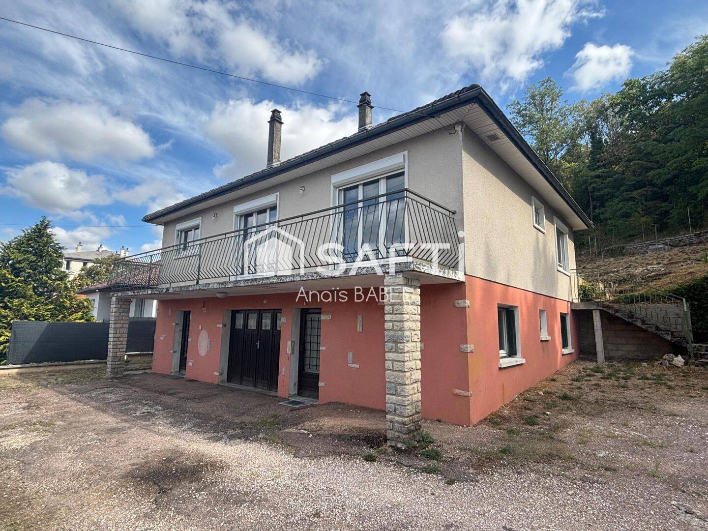 Maison 6 pièces 112 m² · à Montbard · 112 m² · 160 000 €