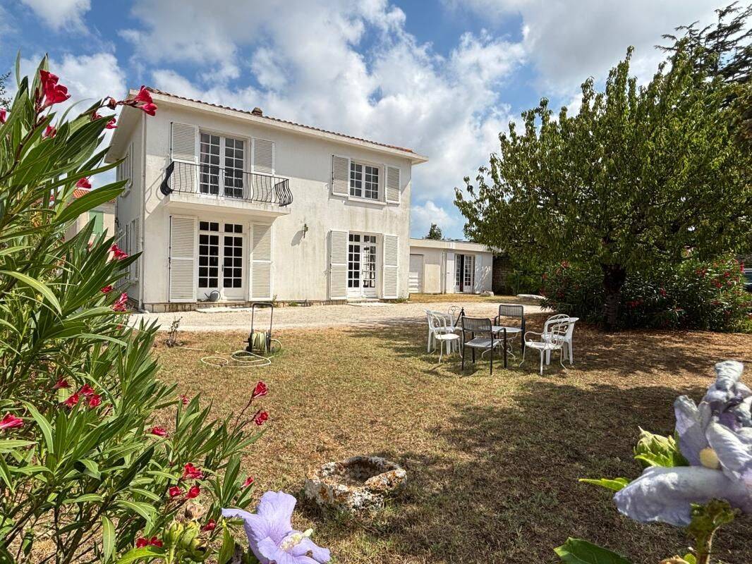 Maison 6 pièces 189 m² · à Saint-Pierre-d'Oléron · 189 m² · 626 400 €
