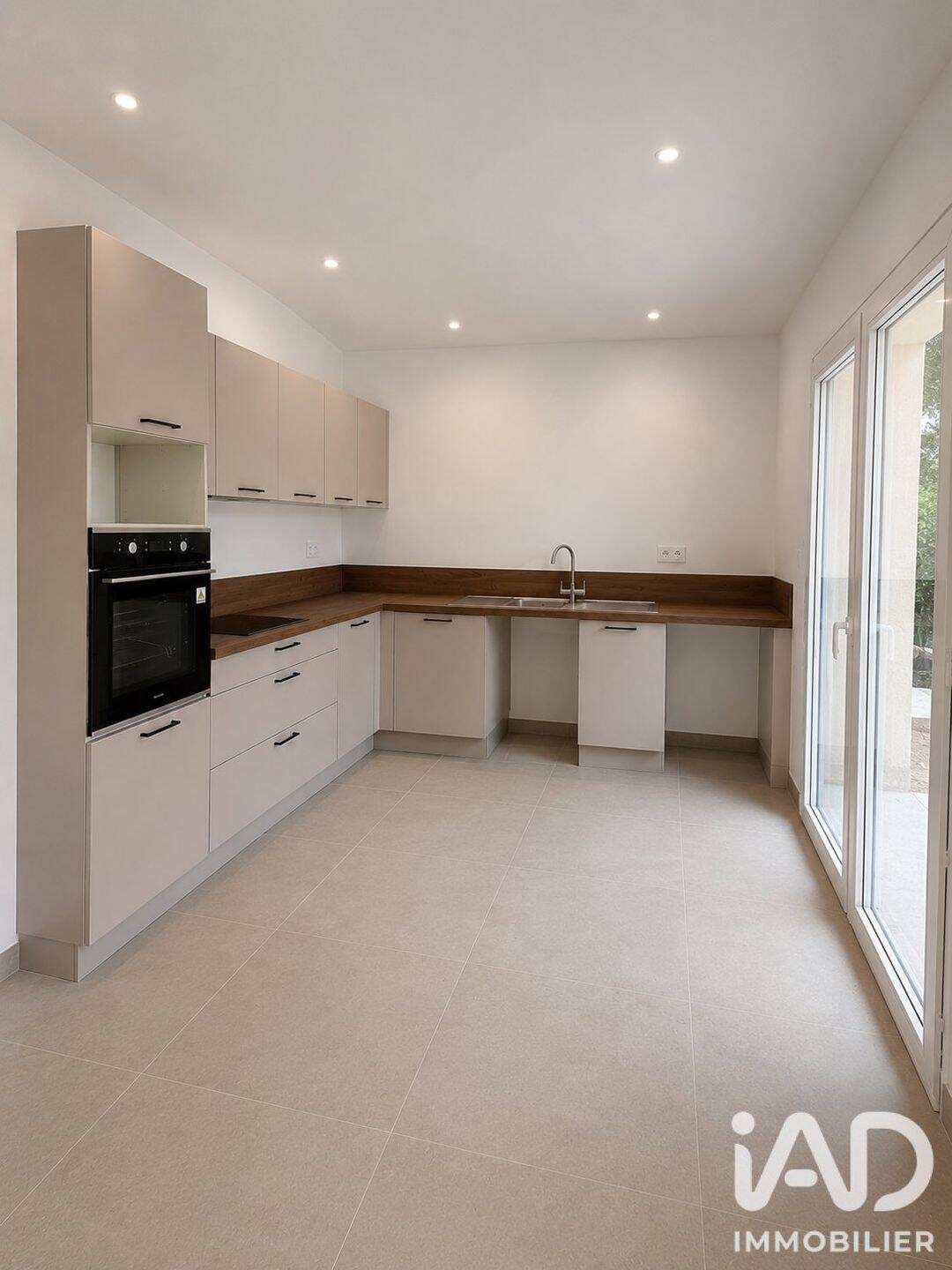 Maison 4 pièces 93 m² · à Pélissanne · 93 m² · 1 539 €/mois