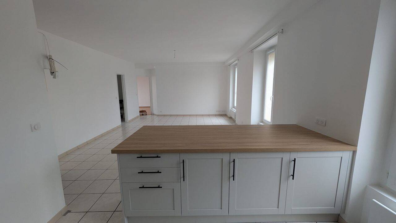Appartement 3 pièces 73 m² · à Mantes-la-Jolie · 73 m² · 1 250 €