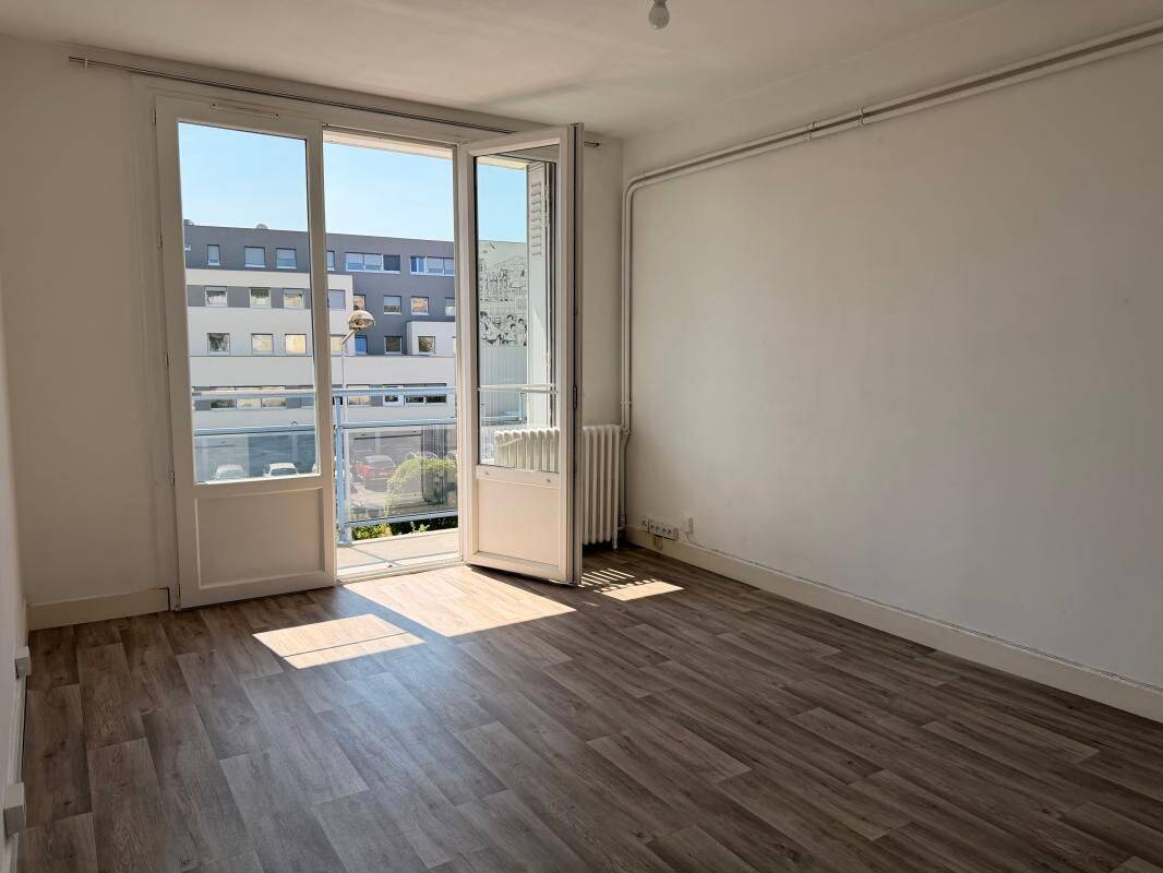 Appartement 3 pièces 57 m² · à Bourges · 56,6 m² · 659 €