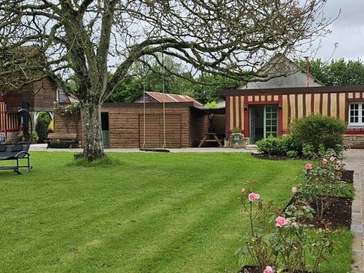 Maison à vendre 670 000 € 9 pièces 4 chambres 239 m² 3 500 m² de terrain Saint-Philbert-des-Champs 14130