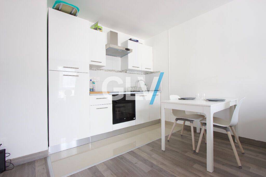Appartement 1 pièce 30 m² · à Lille · 29,8 m² · 830 €/mois