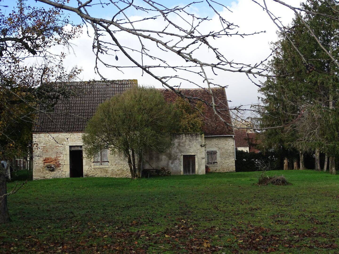 Maison 1 pièce 36 m² · à Saint-Symphorien · 36 m² · 55 000 €