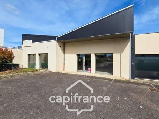 Local commercial à louer 1 600 € 140 m² de surface de vente Nord Châtenoy-le-Royal 71880
