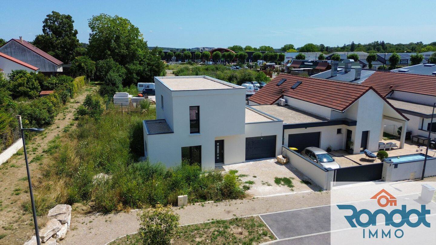 Maison 5 pièces 140 m² · à Is-sur-Tille · 140 m² · 330 000 €