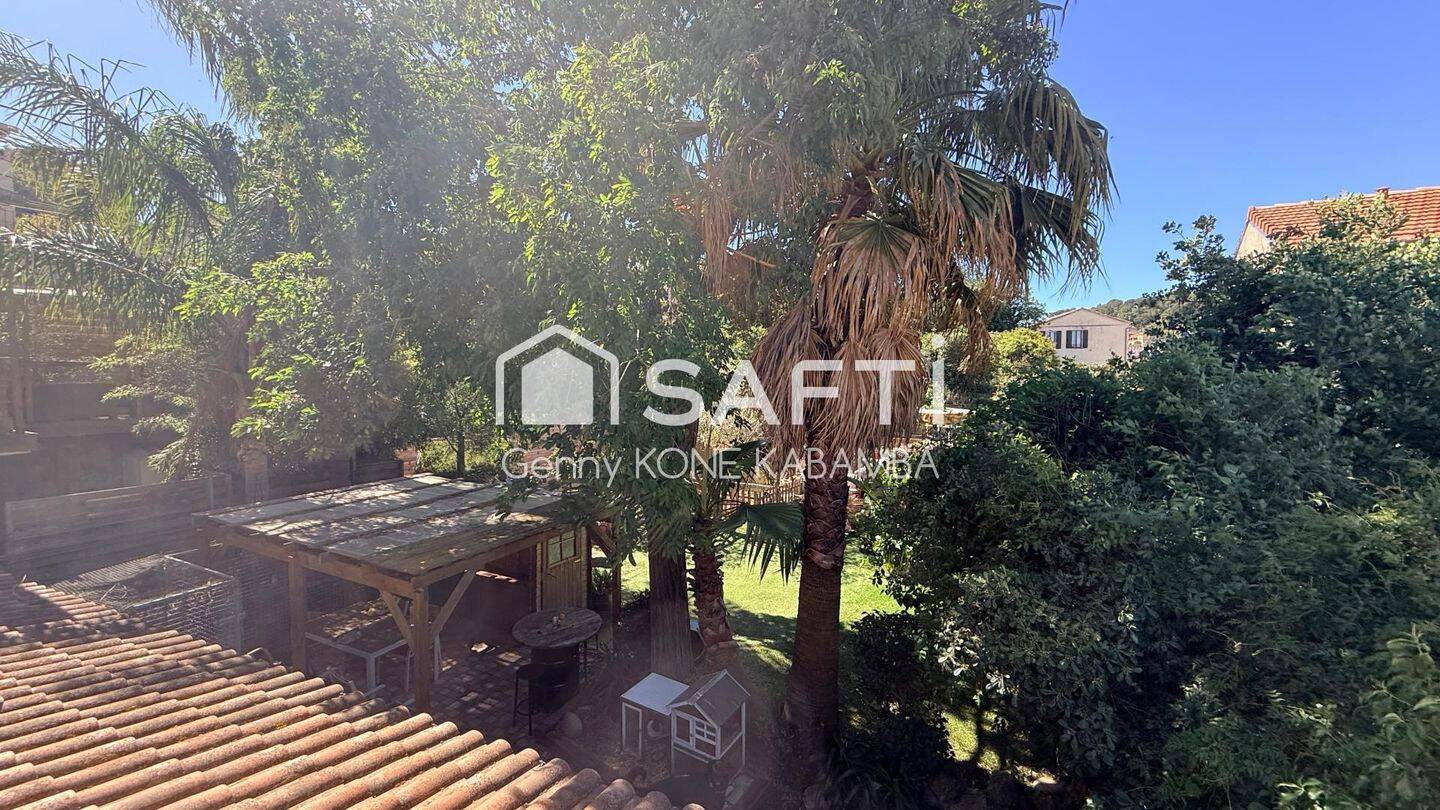 Maison 5 pièces 129 m² · à La Seyne-sur-Mer · 129 m² · 392 000 €