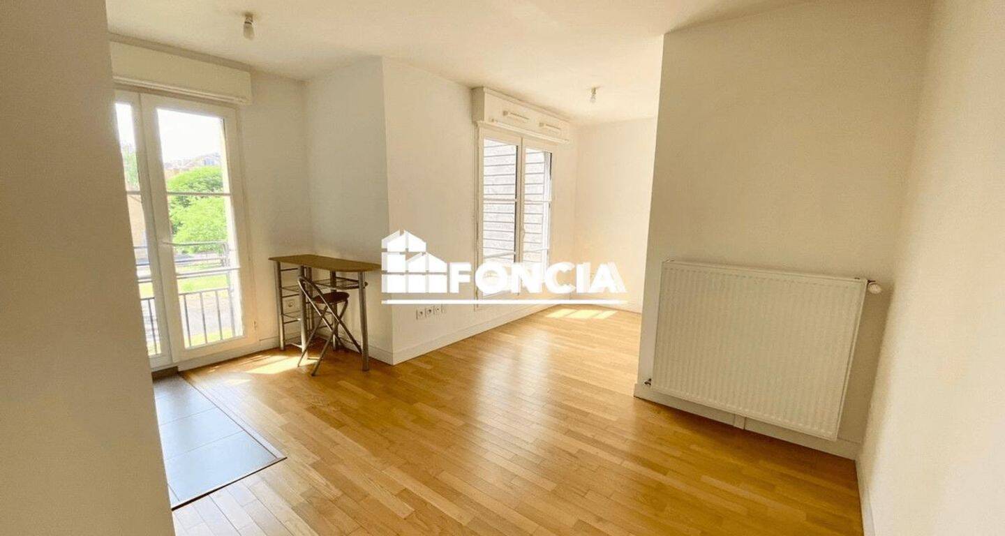 Appartement 1 pièce 27 m² · à Maisons-Laffitte · 27,2 m² · 775 €/mois