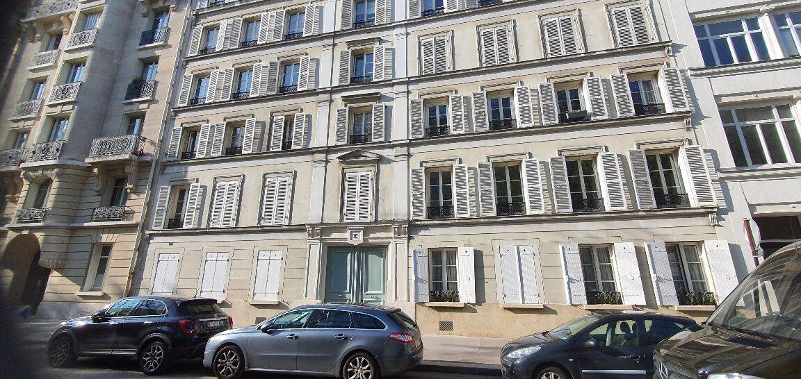 Appartement 3 pièces 60 m² · à Paris 15ème Arrondissement · 60 m² · 2 020 €/mois