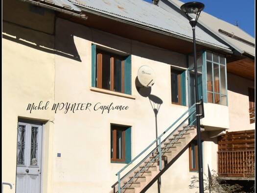 Maison à vendre - neuf 207 000 € 5 pièces 3 chambres 77 m² L'Argentière-la-Bessée 05120