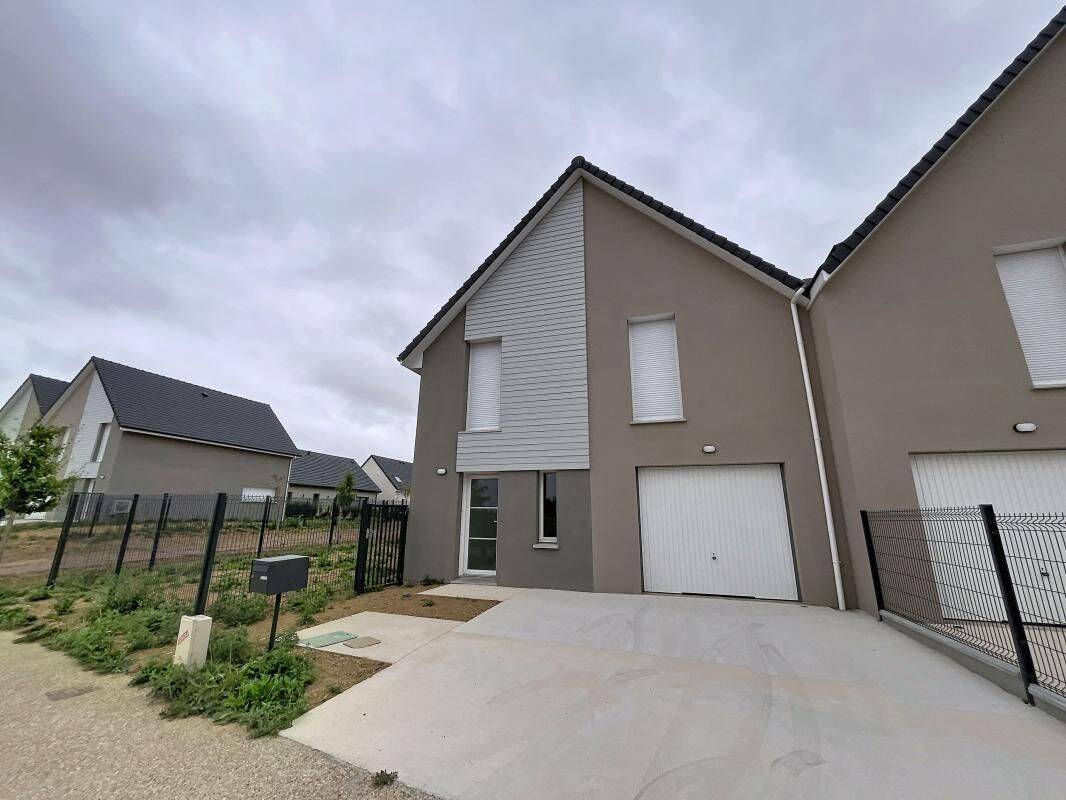 Maison 5 pièces 112 m² · à Morgny-la-Pommeraye · 112,4 m² · 1 445 €