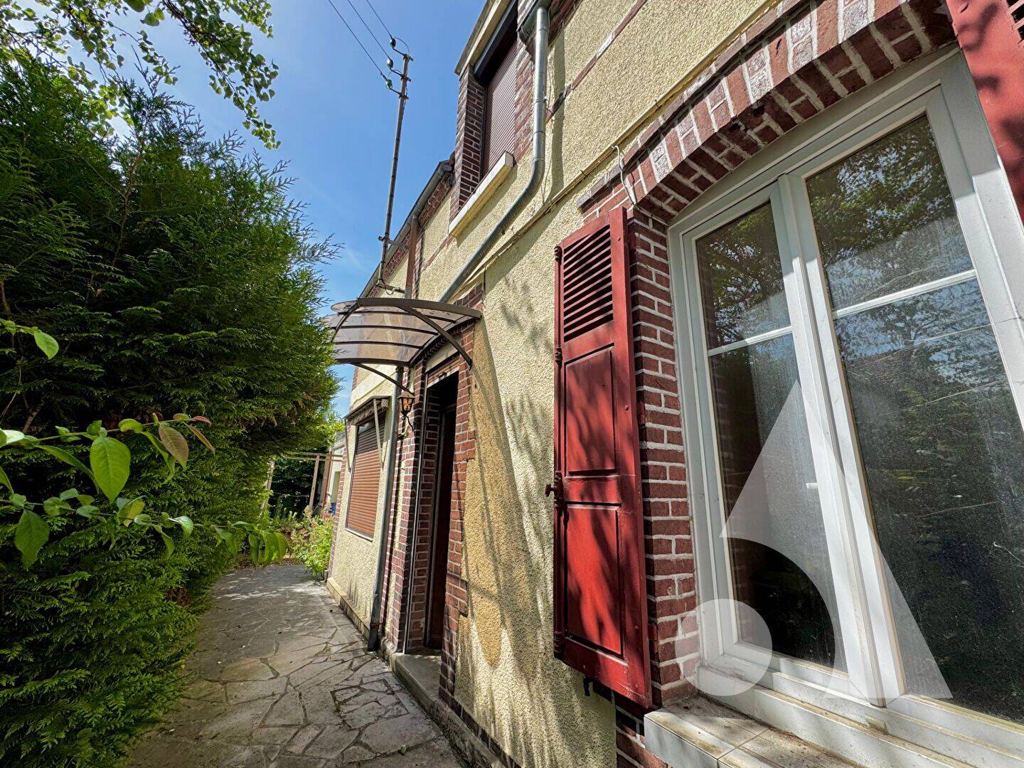 Maison 4 pièces 93 m² · à Sainte-Savine · 93 m² · 115 000 €
