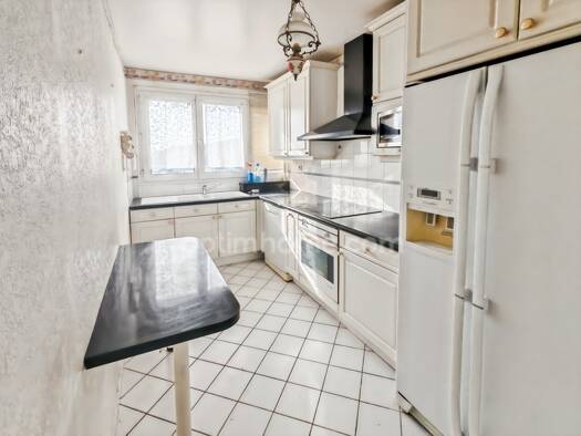 Appartement à vendre 153 000 € 5 pièces 4 chambres 90 m² Étage 11/15 Les Coteaux Nogent-sur-Oise 60180