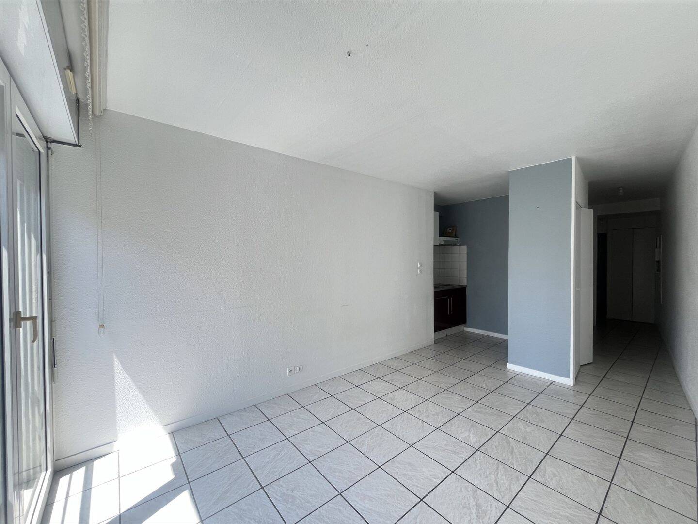 Appartement 1 pièce 28 m² · à Bordeaux · 28 m² · 654 €
